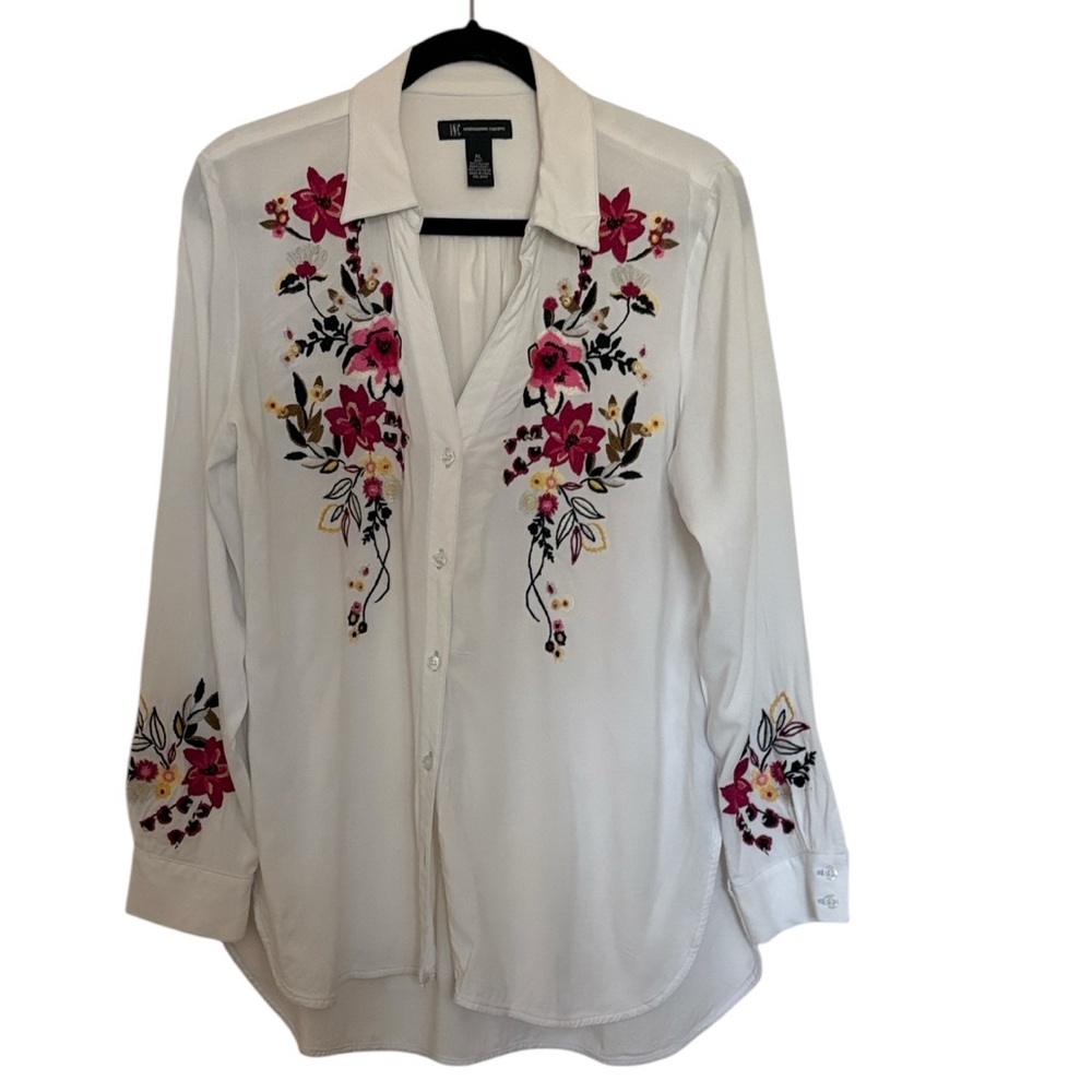 I.N.C. International Concepts embroidered floral print on front and sleeve, XL
